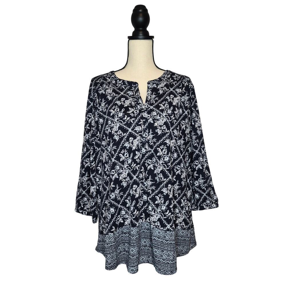 Lucky Brand top blue white floral long sleeve tunic style split v neck size 1X
